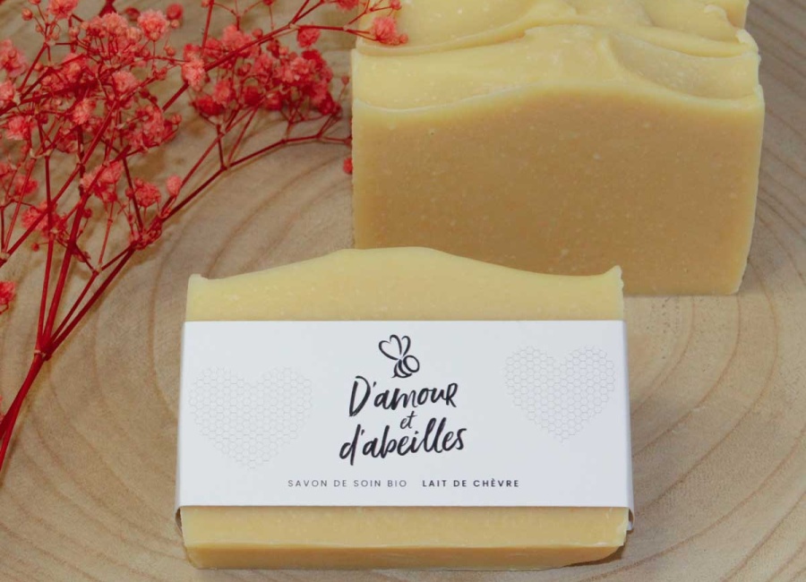 savon-soin-chevre-la-vie-est-belle-d-amour-et-d-abeilles_1536
